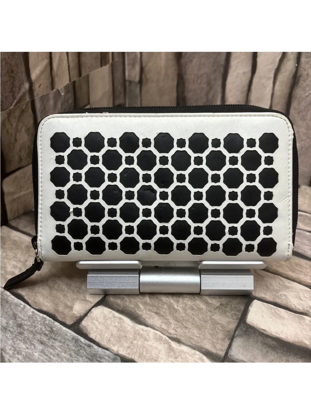 Vera Bradley accordion wallet